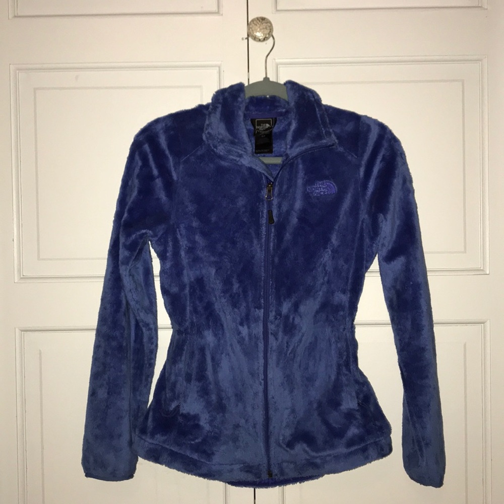 🎉🎈HOST PICK🎈🎉North Face Fleece Jacket bluish purple in color.  S/P